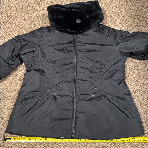 Sam Edelman black Puffer coat with removable faux fur shawl! - Picture 12 of 13